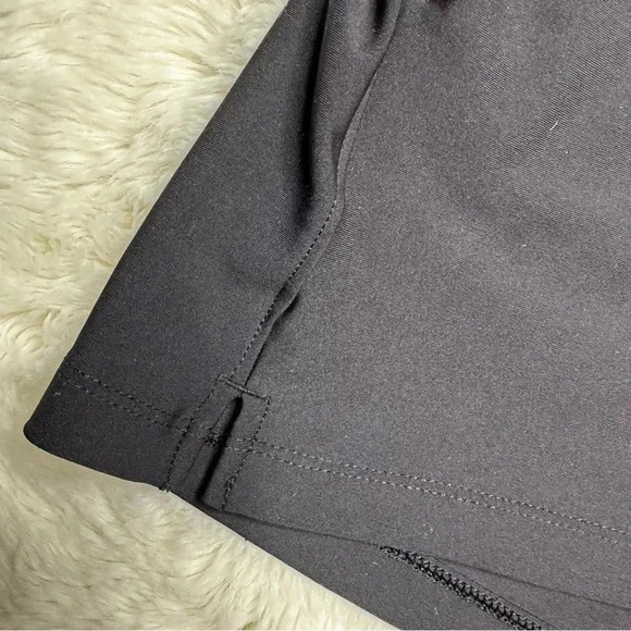 Old Navy Active Powersoft Yoga Shorts Black Pockets High Waist Size Medium - Picture 4 of 16